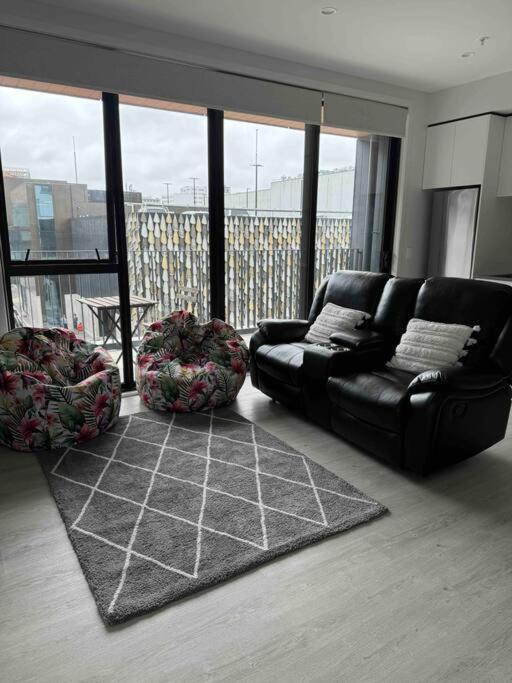 2 Bedrooms Apprtmt Plus Underground Parking In Cbd Christchurch Exteriér fotografie